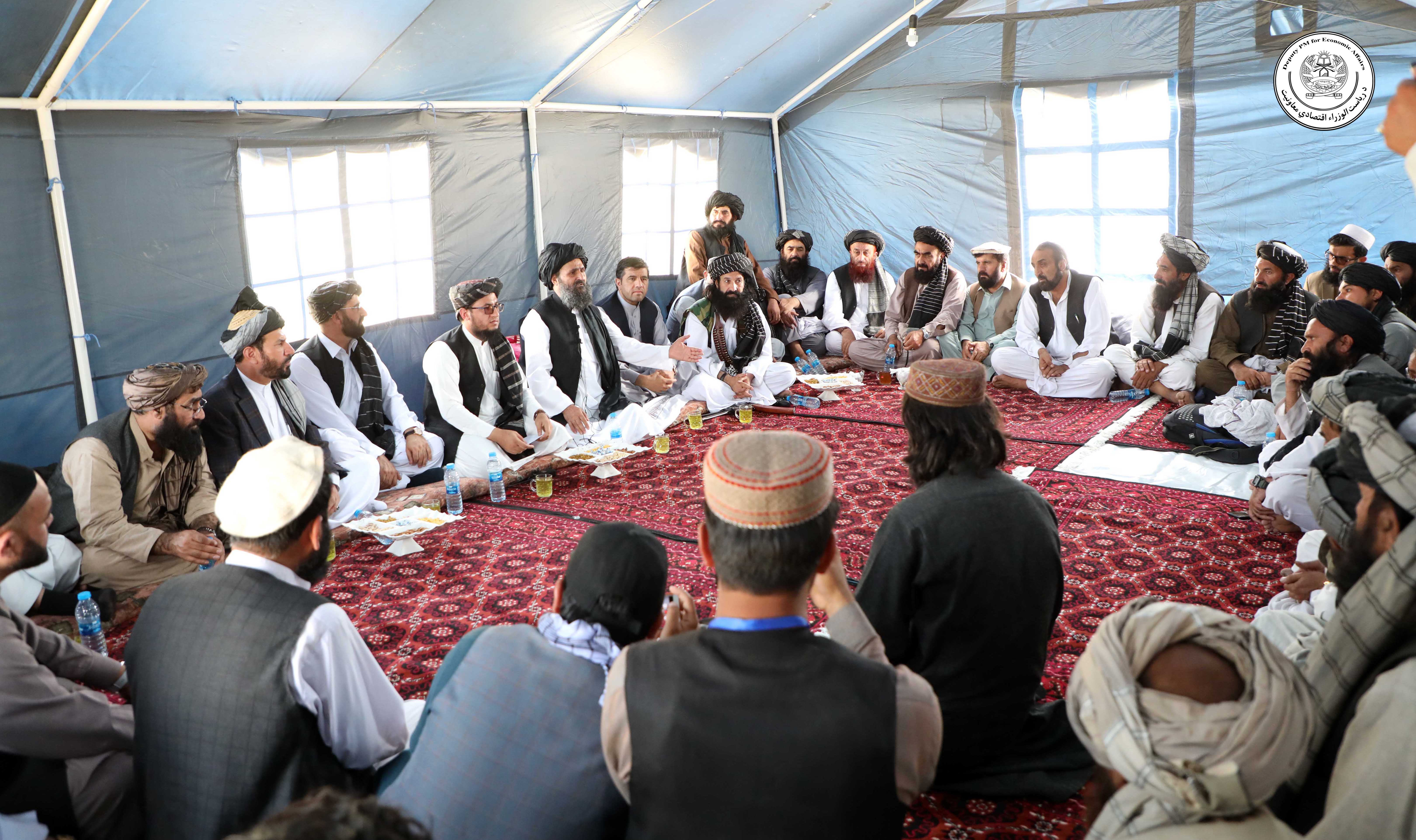 Mullah Abdul Ghani Beradar Akhund offers his condolences to the victims of the earthquake in Khost and Paktika