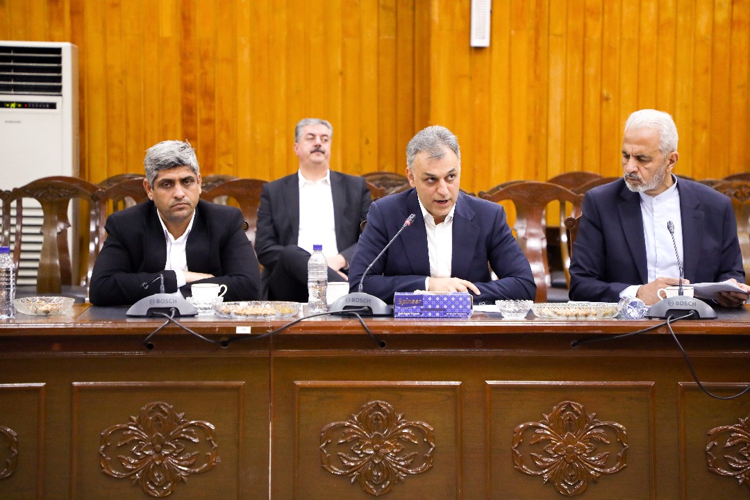 د ریاست‌الوزراء اقتصادي مرستیال محترم ملا عبدالغني برادر اخوند نن د روان ۱۴۰۴ لمریز کال د سنبلې میاشتې په ۲۵مه نېټه په خپل کاري دفتر کې د ایران اسلامي جمهوریت د صنعت، سوداګرۍ او کانونو له وزیر سید محمد اتابک او مل پلاوي سره وکتل.