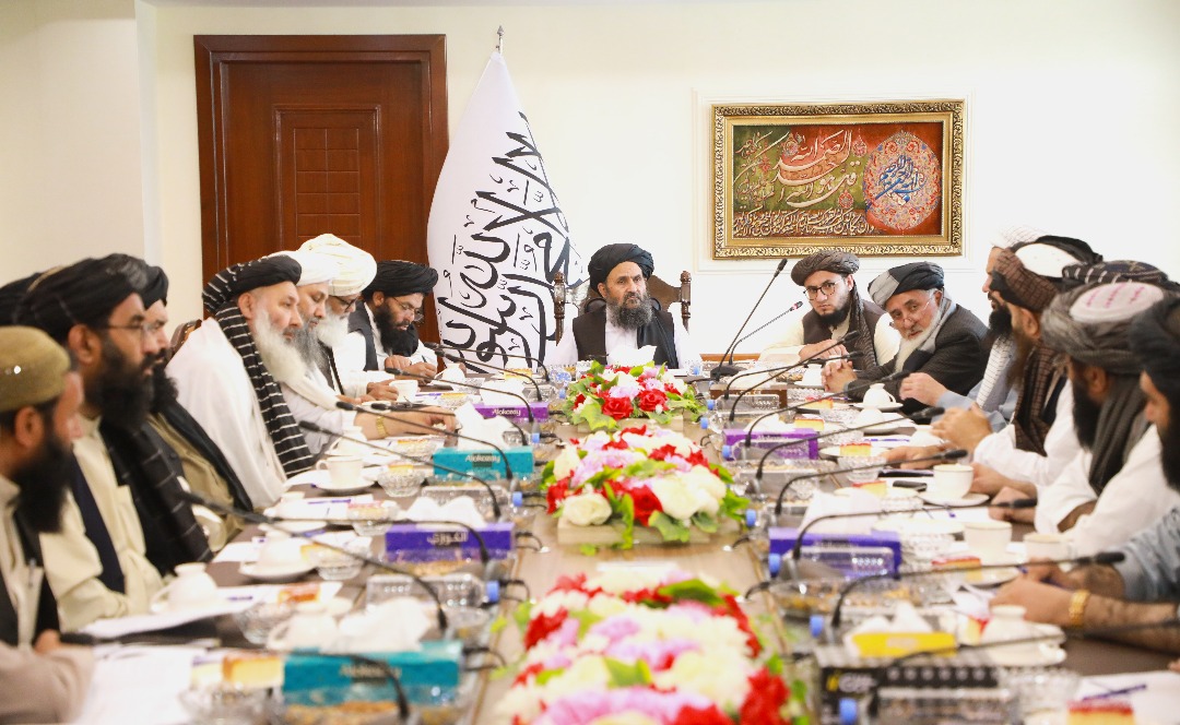 د ریاست‌الوزراء اقتصادي مرستیال محترم ملا عبدالغني برادر اخوند په مشرۍ اقتصادي کمېسیون پرېکړه وکړه، چې د اورانوس د ودونو تالار او پارکېنګ شته قراردادونه دې فسخه او یاده ساحه دې د قیمتي او نیمه قیمتي ډبرو مارکېټ ته ځانګړې شي.