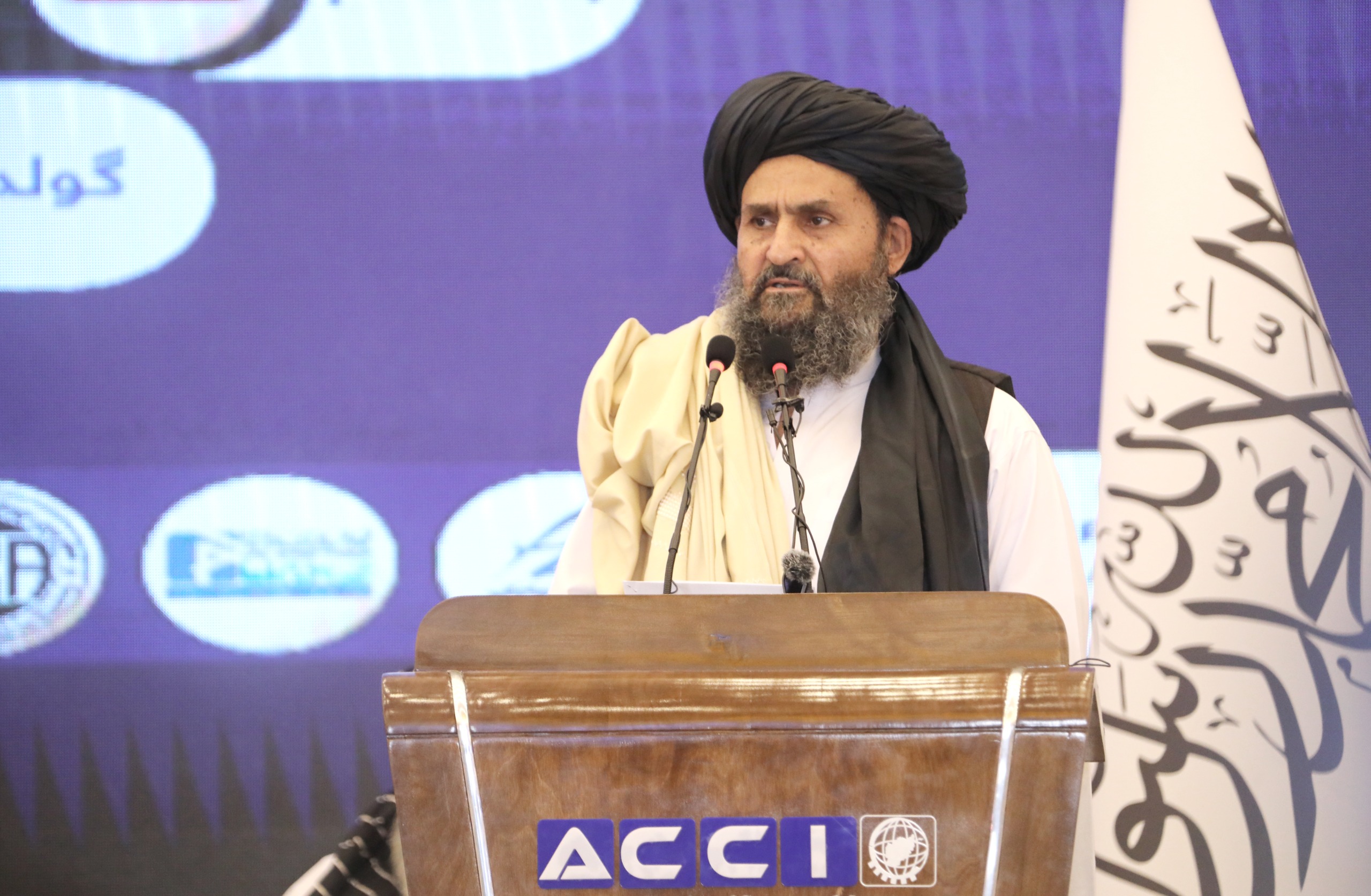 محترم ملا عبدالغني برادر اخوند د امام ابوحنیفه (رح) پنځم عمومي او نړیوال نندارتون پرانیست